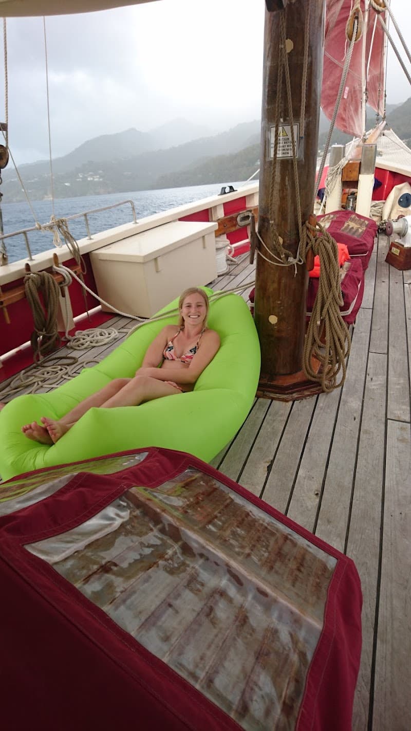Vendia Classic Yacht Charters Ltd
