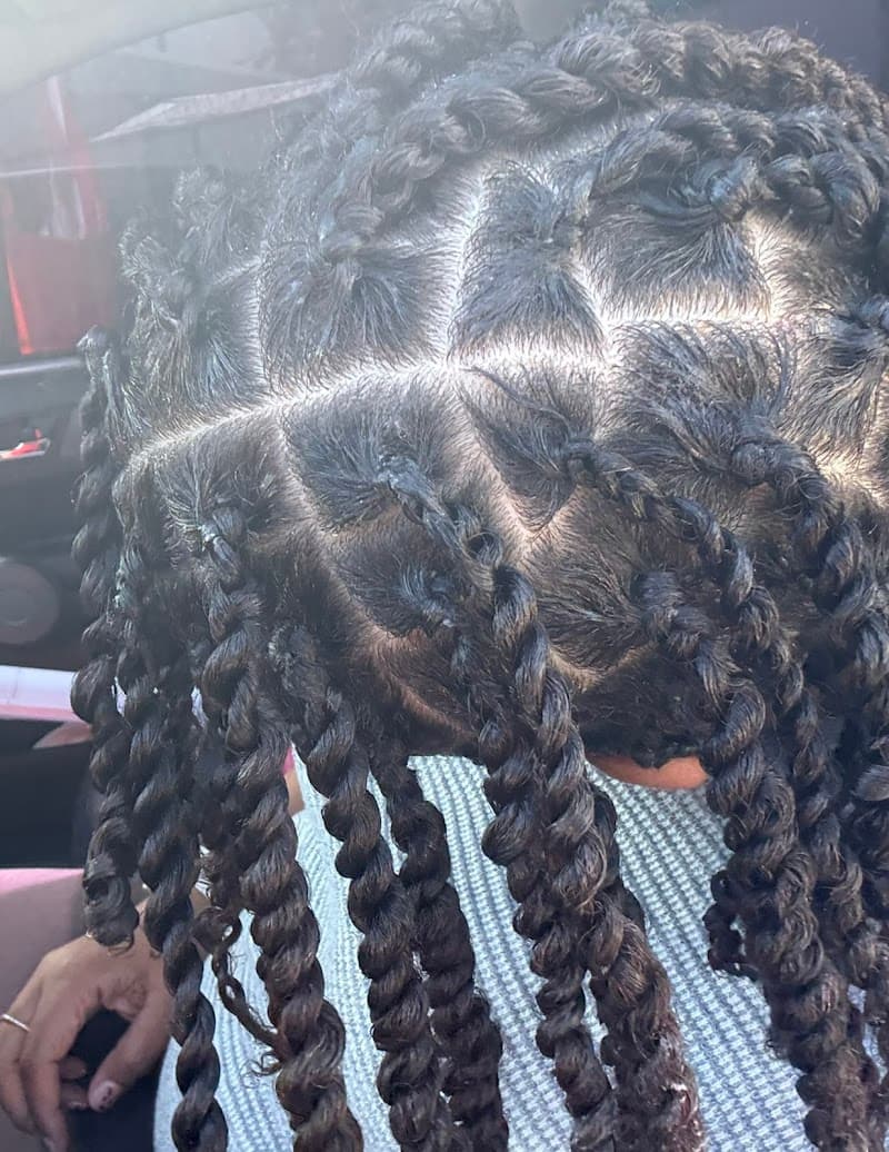 SHE NATURALS HAIR CARE SALON (GRENADA)