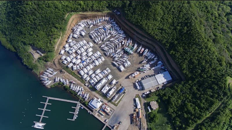 Clarkes Court Boatyard & Marina