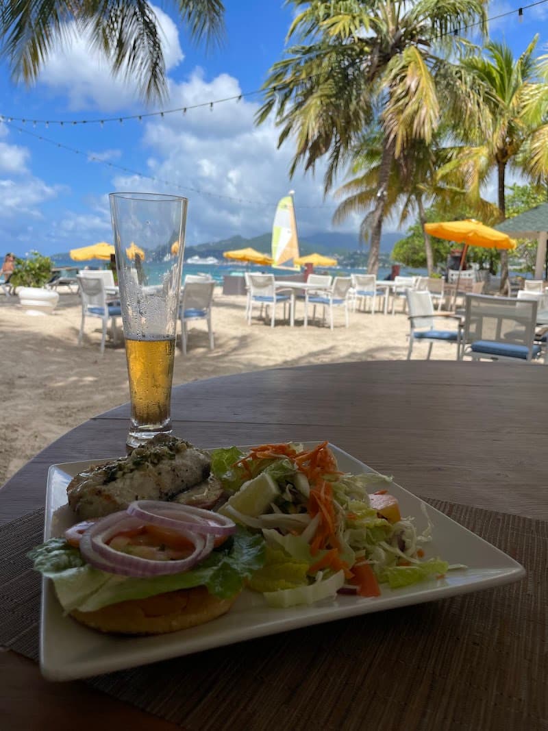 Savvy’s Beach Cabana