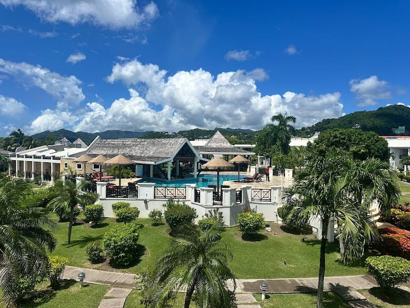Coyaba Beach Resort